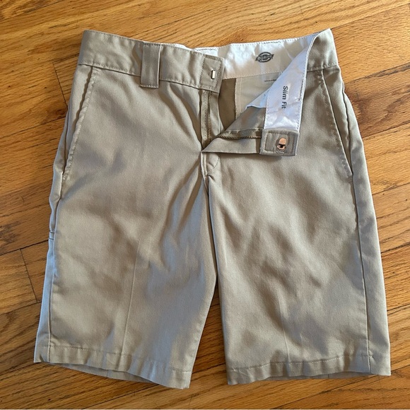 Dickies Men’s Slim Fit Flat Front Tan Shorts Size 29 - Picture 10 of 11